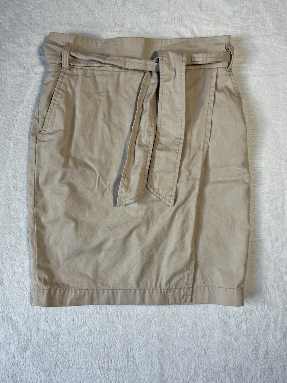 Ann Taylor Wrap Skirt Women’s Size 0P Khaki Lined Belted Pockets